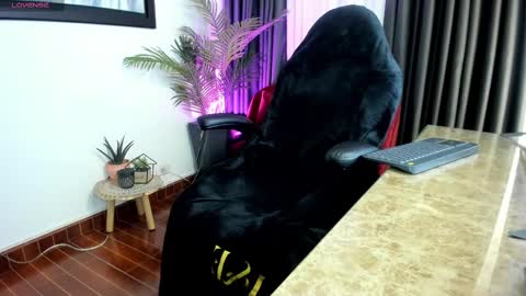 Charlote online show from September 30, 12:04 pm