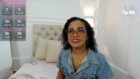 charlottte y dante online show from November 18, 4:37 am