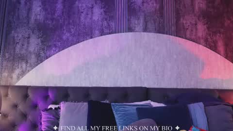 Charlotte online show from April 8, 5:27 pm