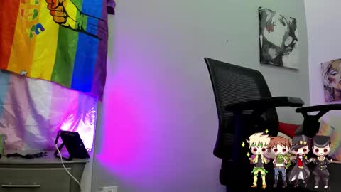 Snapshot of charlotte_joestar chatting on September 24, 4:30 am Charlie online show from September 24, 4:30 am