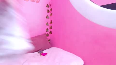 Snapshot of charly_emily chatting on September 22, 8:13 pm charly_emily online show from September 22, 8:13 pm