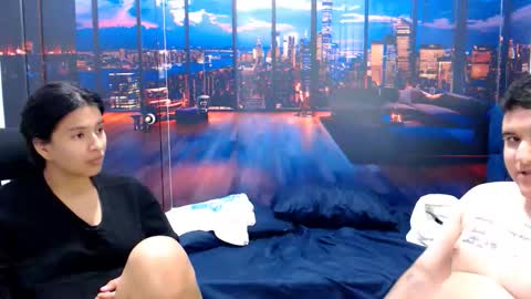 Snapshot of charlyandlaura chatting on October 8, 10:05 pm charlyandlaura online show from October 8, 10:05 pm