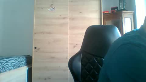 charly online show from March 19, 11:48 am