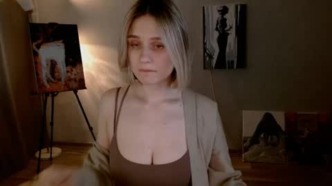 Michelle  online show from November 10, 6:38 am