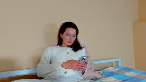Snapshot of charmingkatie chatting on October 19, 2:55 pm katie online show from October 19, 2:55 pm