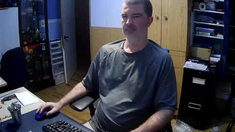 wanaBeYourToy online show from December 22, 11:50 am