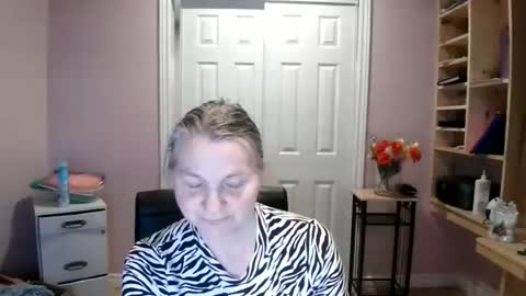 chealsiek online show from March 16, 12:25 am