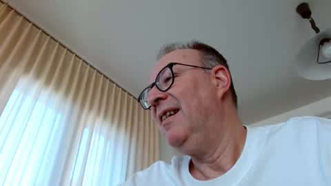 cheer2u online show from January 15, 10:59 am