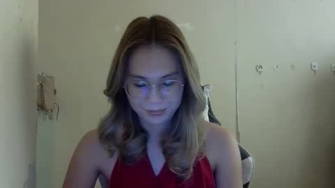 chelly4u69 online show from October 12, 3:32 am