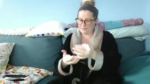 Snapshot of chelseasentra1 chatting on January 22, 8:38 pm Chelsea online show from January 22, 8:38 pm