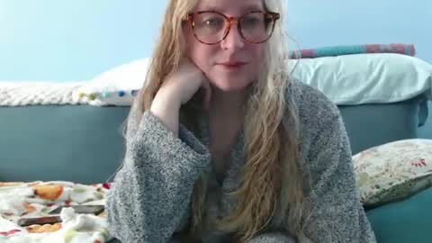 Snapshot of chelseasentra1 chatting on March 3, 5:41 pm Chelsea online show from March 3, 5:41 pm