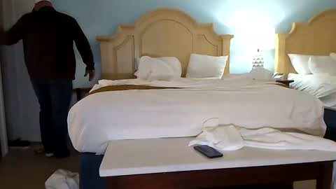 Snapshot of chelseelynn chatting on December 11, 7:42 am chelsee lynn online show from December 11, 7:42 am