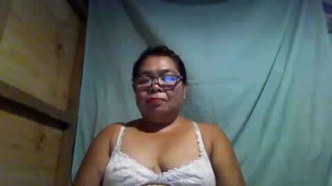 chenita_kits online show from July 8, 3:37 pm