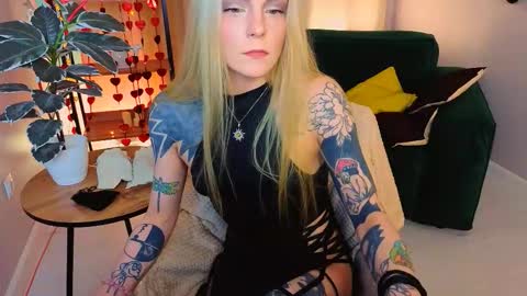 Sherry online show from February 17, 9:25 pm