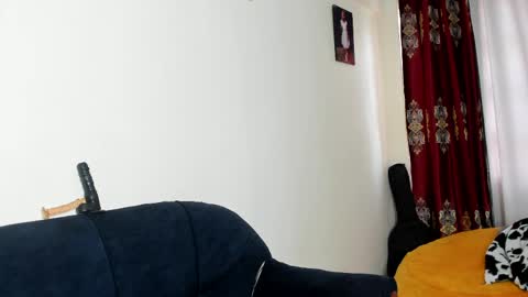 cherry_falls online show from May 8, 8:42 am