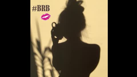 Mia online show from November 14, 7:54 am