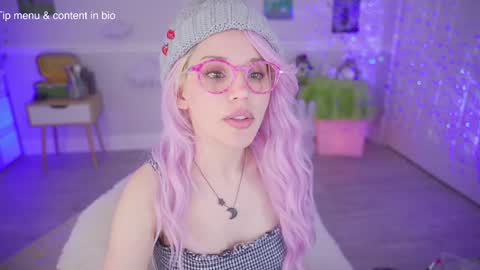 Cherry Crush  online show from February 20, 12:43 am