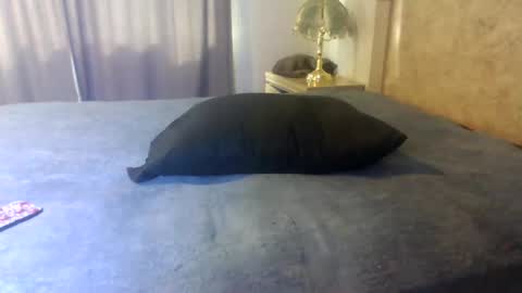 Cherryxoxo99  online show from April 22, 9:44 pm