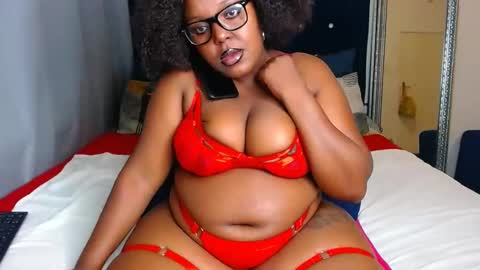 Snapshot of cherryyummy69 chatting on December 10, 8:08 am cherryyummy69 online show from December 10, 8:08 am