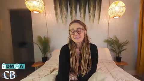 Snapshot of cheviblue chatting on January 24, 3:34 pm Chevi Blue online show from January 24, 3:34 pm