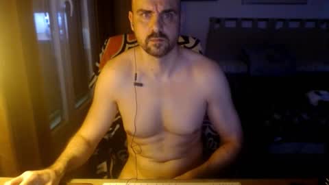 Snapshot of chicocam1983 chatting on October 26, 4:50 pm chicocam1983 online show from October 26, 4:50 pm