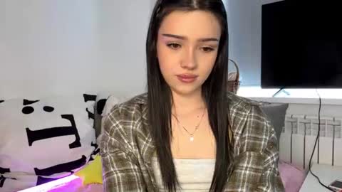 Becky online show from June 22, 12:45 pm