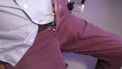 chiguy444 online show from August 8, 1:59 am