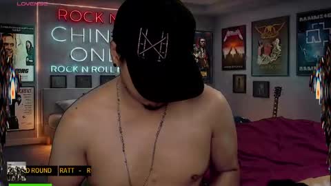 Enrique online show from April 22, 2:52 am