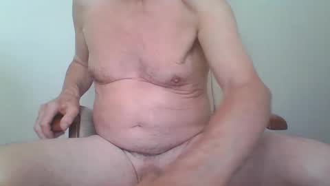 chipper341596 online show from May 23, 11:28 am