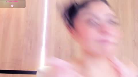 chloe online show from July 7, 11:25 am