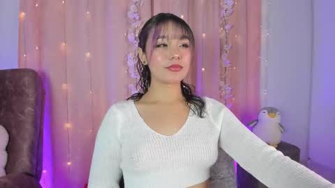 Snapshot of chloe_evans12 chatting on October 26, 2:01 am Chloe  online show from October 26, 2:01 am