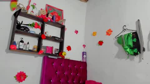 Chloe Evanx  online show from November 19, 3:28 am