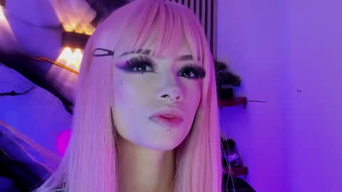 chloe_jacksonn online show from July 13, 7:28 pm