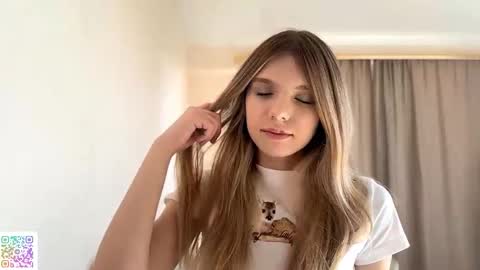 hloe online show from October 17, 11:25 am