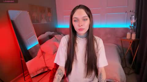 Chloe online show from March 24, 8:48 pm