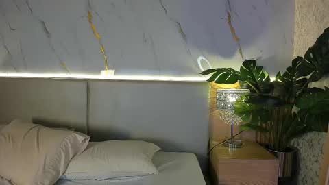 Chloee online show from November 11, 12:29 pm