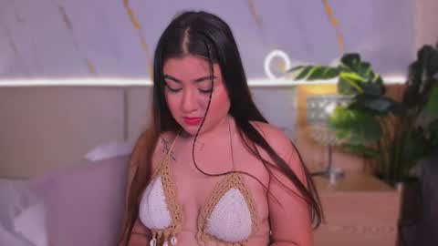 Chloee online show from October 17, 1:26 pm