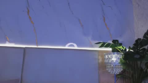 Chloee online show from November 19, 1:43 pm