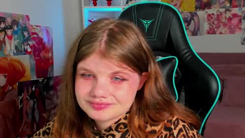 ChloeHalses online show from May 20, 5:08 pm