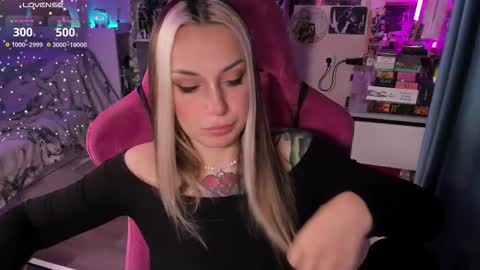 ChloeKohaku online show from November 20, 3:27 am