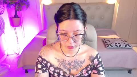 Chloe rosse online show from September 17, 1:31 am