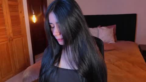 ChloeTurner  online show from February 28, 9:19 pm