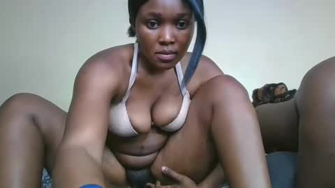 nei online show from February 13, 9:39 pm