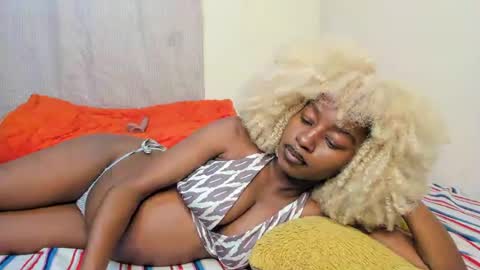 Kandy online show from July 30, 1:01 pm