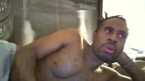 chocolatedolla online show from February 4, 9:46 am