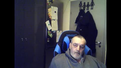 Chris online show from March 5, 7:01 pm