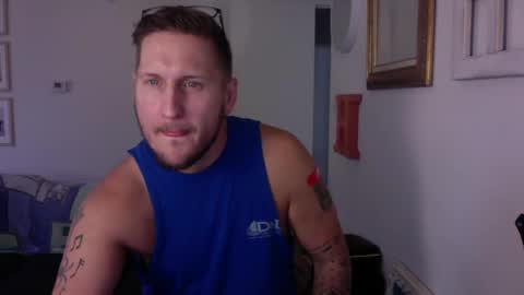 Snapshot of chris2fur87 chatting on October 2, 3:55 pm Christopher the Blue-Eye Guy online show from October 2, 3:55 pm