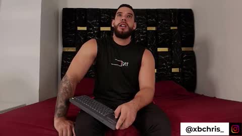 Snapshot of chris_blake__ chatting on October 17, 6:34 pm Chris B online show from October 17, 6:34 pm