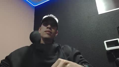 ChrisG online show from October 1, 11:36 pm