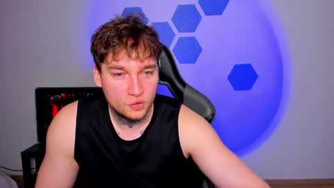 Chris Tyson online show from April 9, 12:00 pm